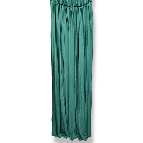 NEW ASOS Floor Length Halter Style Emerald Green Maxi Dress size 4 Tall - Picture 3 of 9